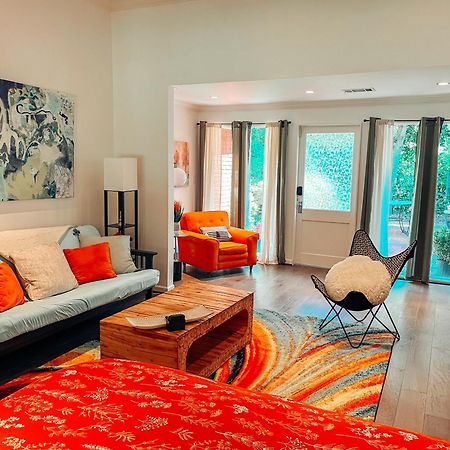 Cozy Guest House Studio Apartment Greensboro Luaran gambar